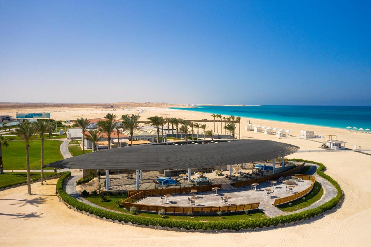 Rixos Alamein - Full Board Plus El Alamein Bagian luar foto The beach at the Al-Bateen Equestrian and Polo Club