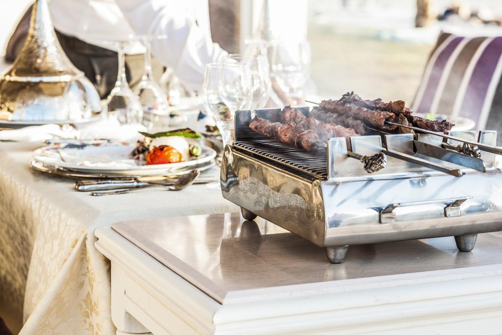Rixos Alamein - Full Board Plus El Alamein Bagian luar foto A chafing dish