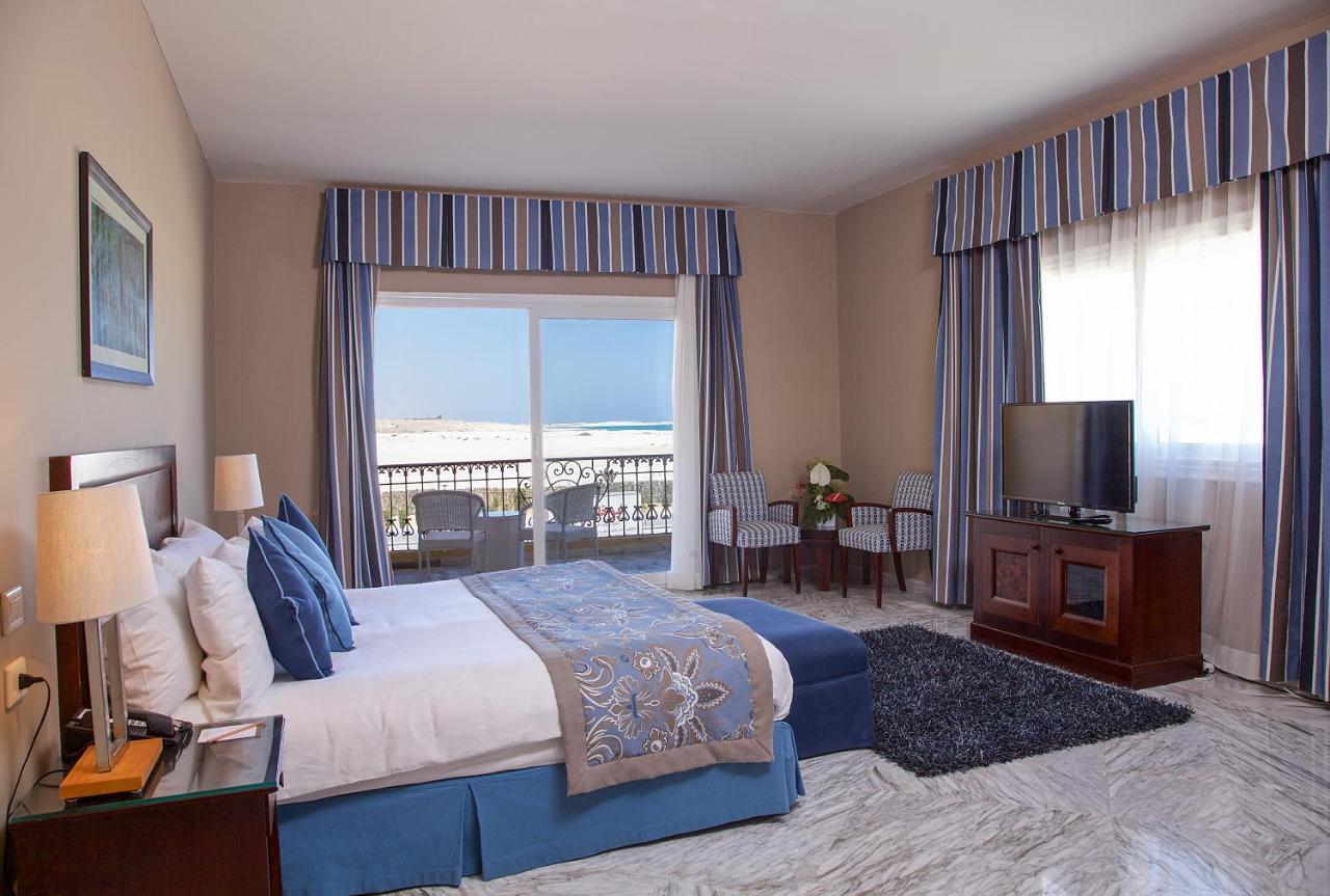 Rixos Alamein - Full Board Plus El Alamein Bagian luar foto A bedroom at the Hilton Sharm El Sheikh