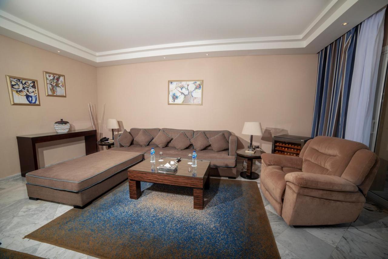 Rixos Alamein - Full Board Plus El Alamein Bagian luar foto A living room